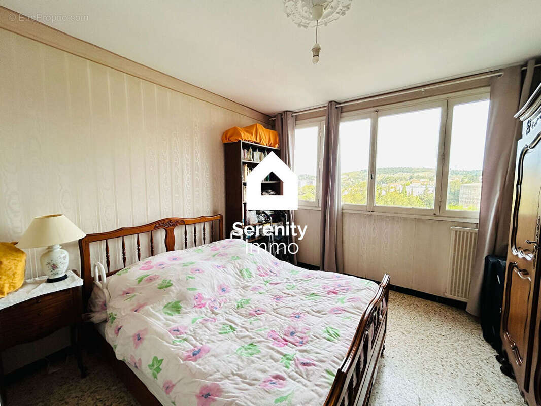 Appartement à MARSEILLE-15E