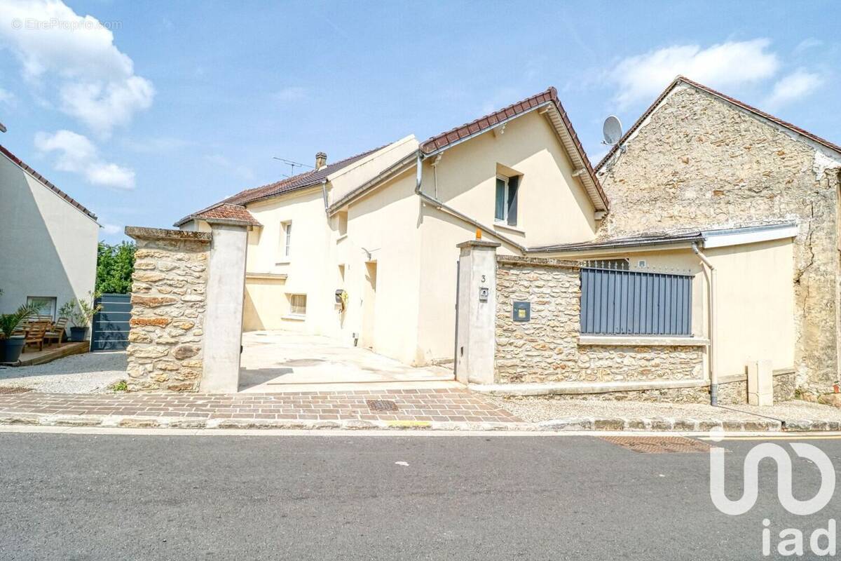 Photo 1 - Maison à TAVERNY