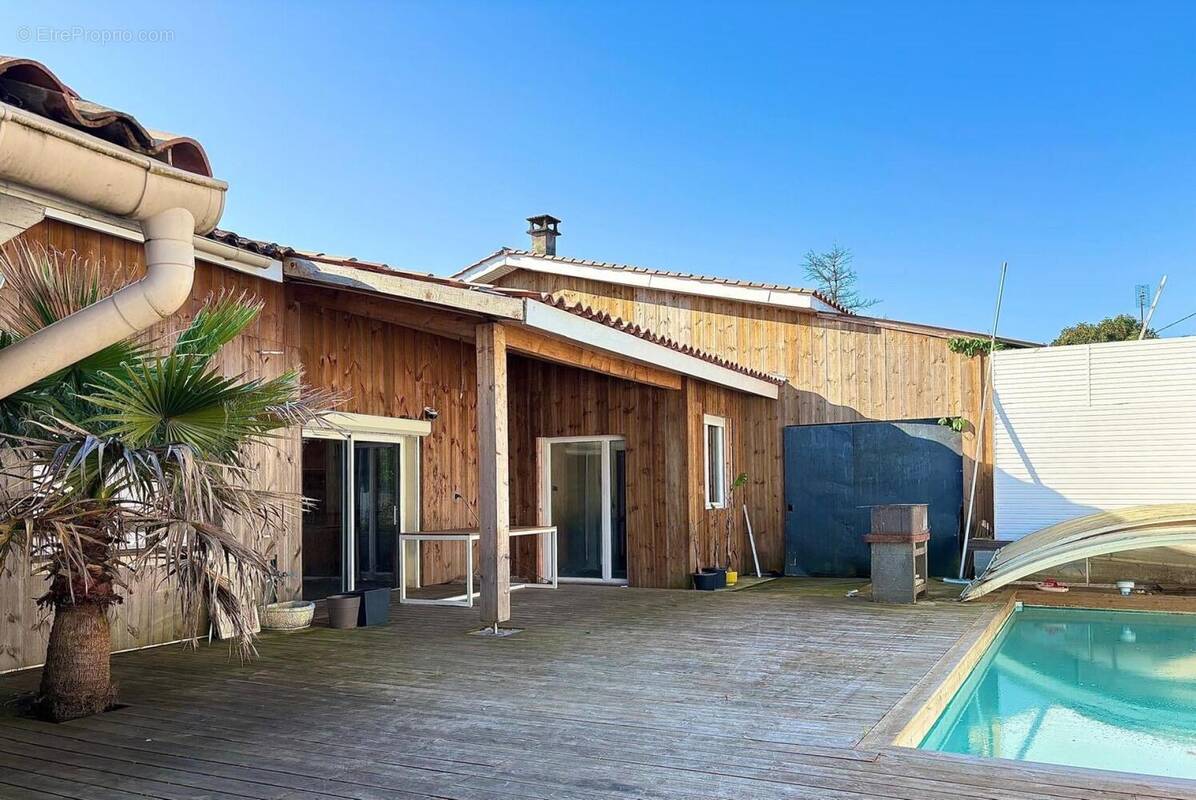 Photo 1 - Maison à ILLATS