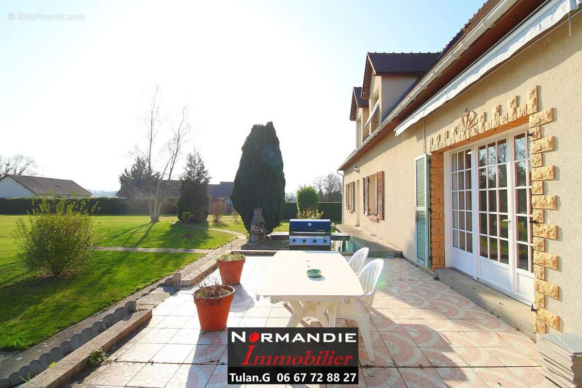 Maison à TOURVILLE-LA-RIVIERE