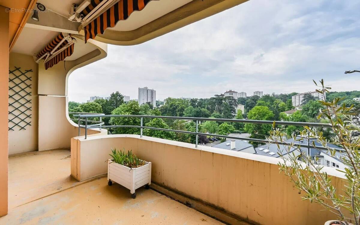 Appartement à LYON-5E