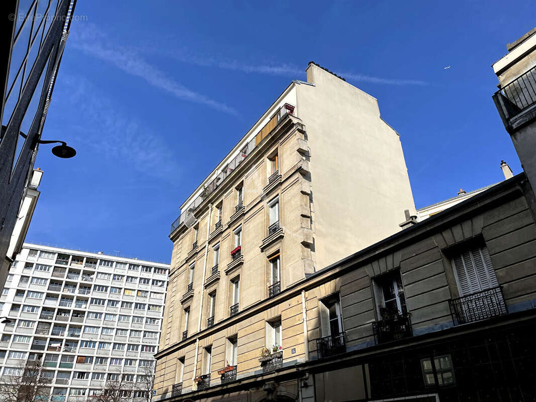 Appartement à PARIS-19E