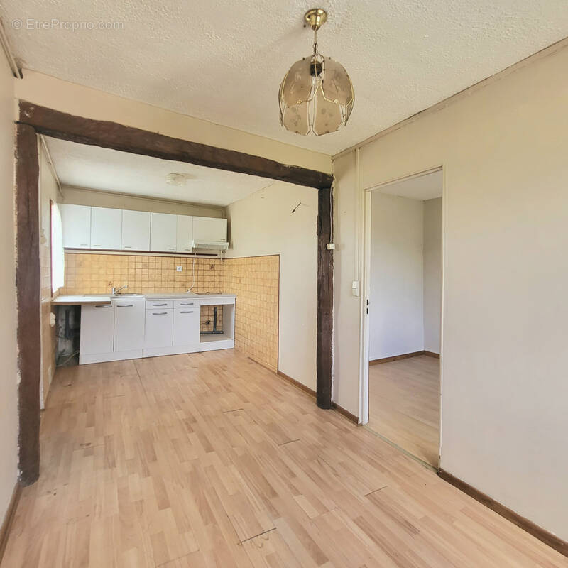 Appartement à BOISSY-L&#039;AILLERIE