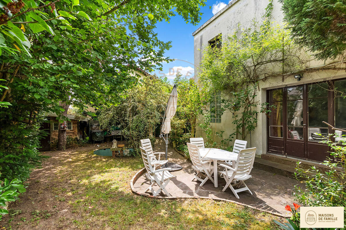 Maison à GARCHES