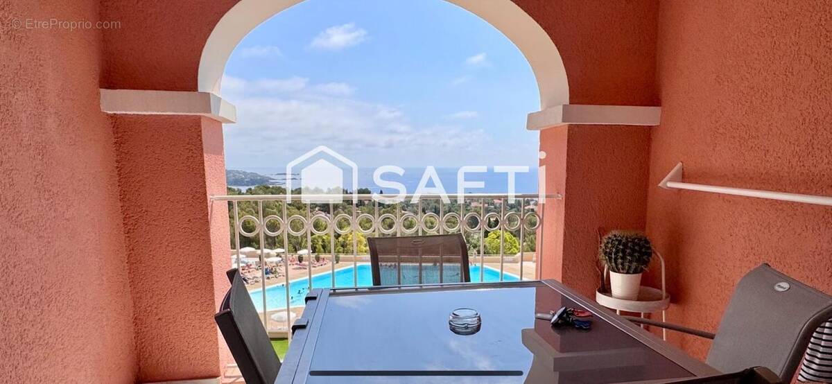 Photo 1 - Appartement à SAINT-RAPHAEL