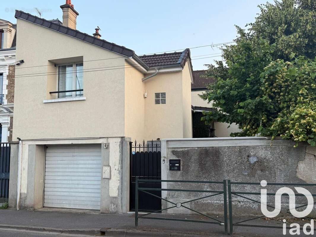 Photo 1 - Maison à BRUNOY