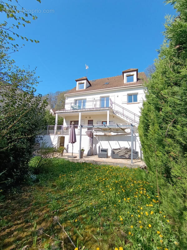Maison à BURES-SUR-YVETTE