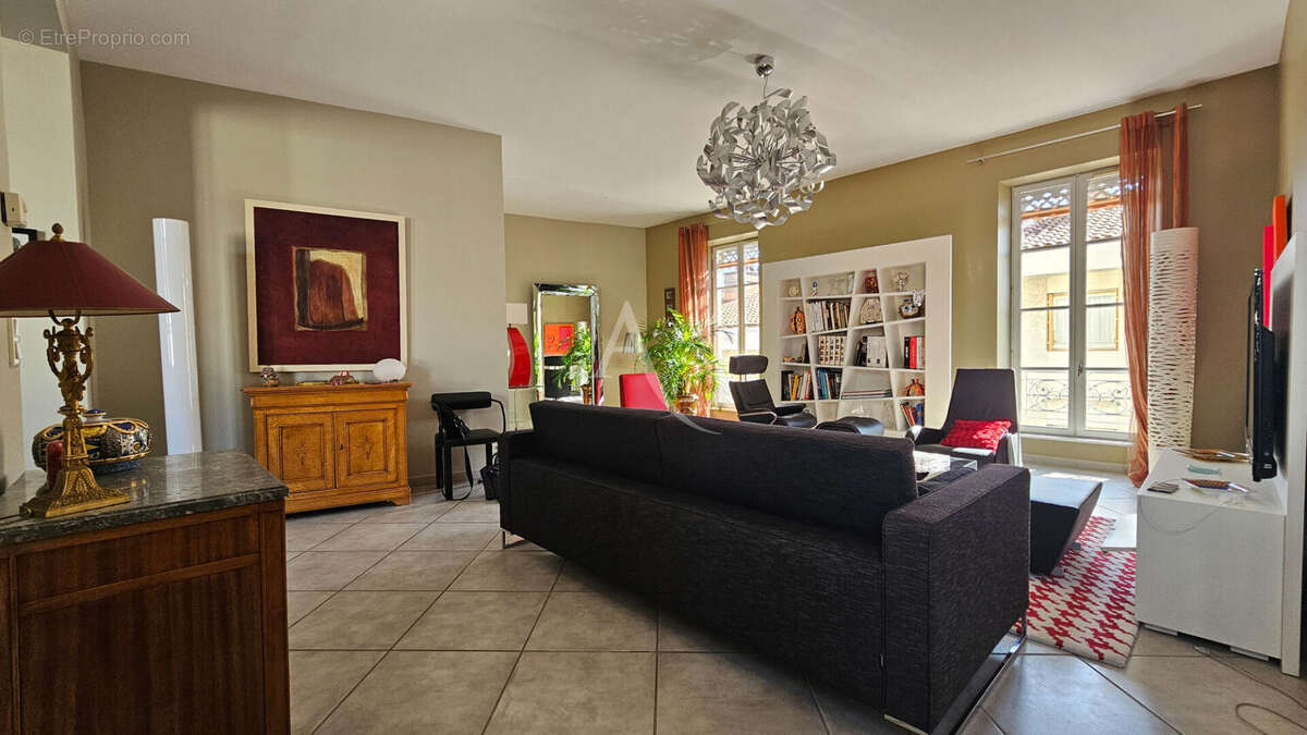 Appartement à NIMES