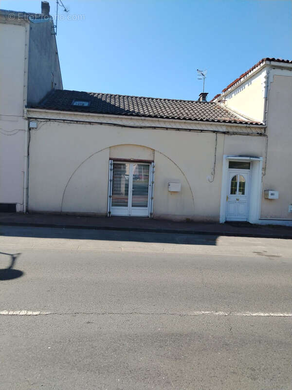 Maison à MONTPON-MENESTEROL