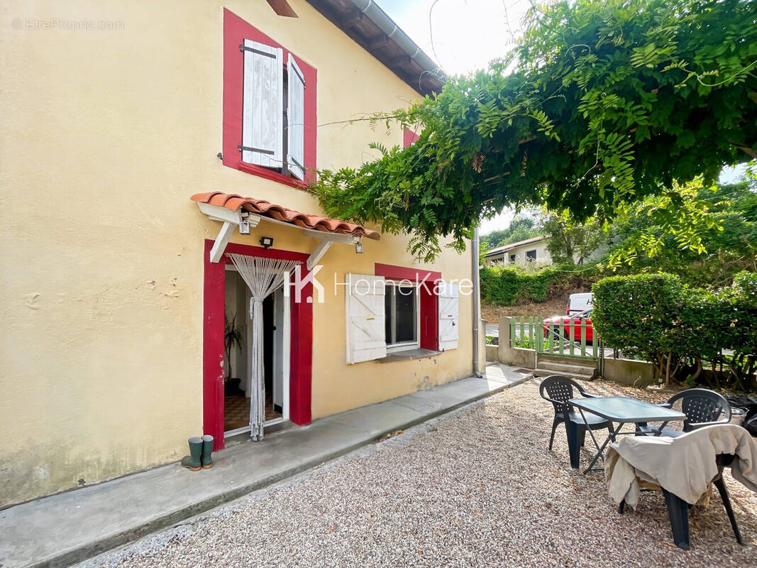 Maison à CINTEGABELLE