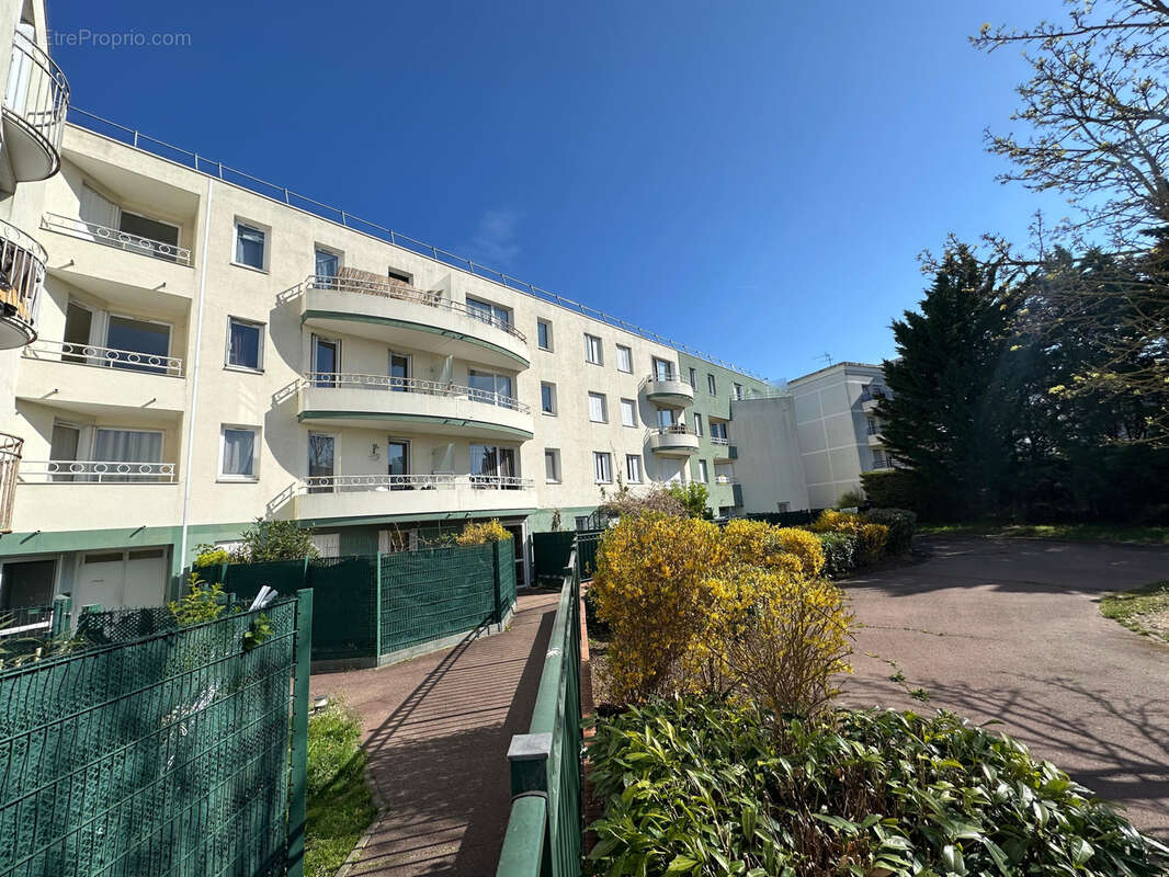 Appartement à RIS-ORANGIS