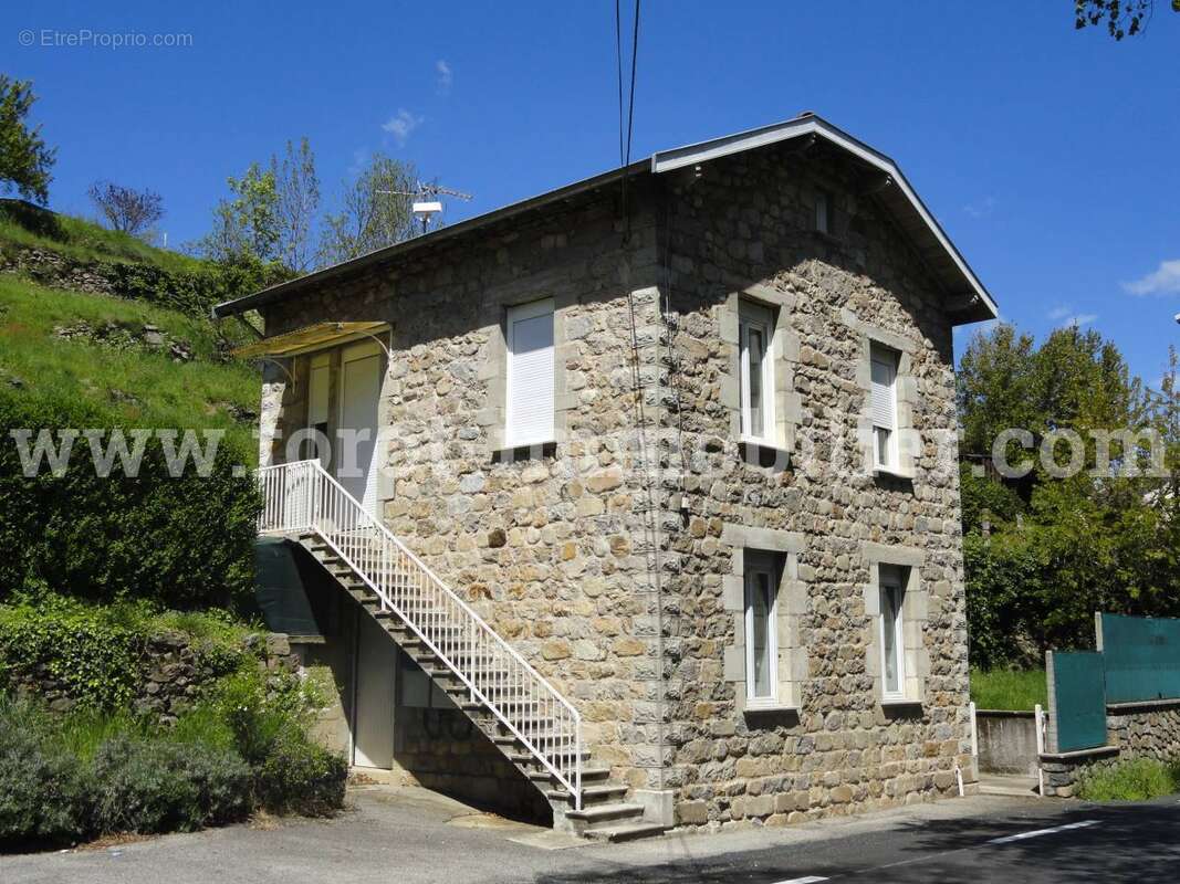 Maison à LE CHEYLARD