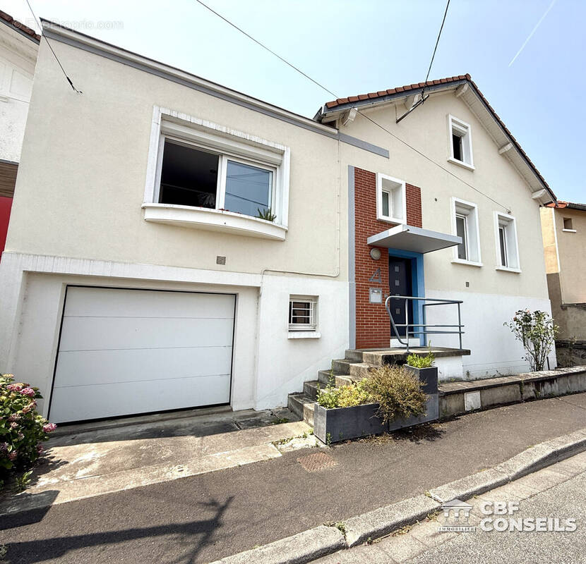 Maison à CLERMONT-FERRAND