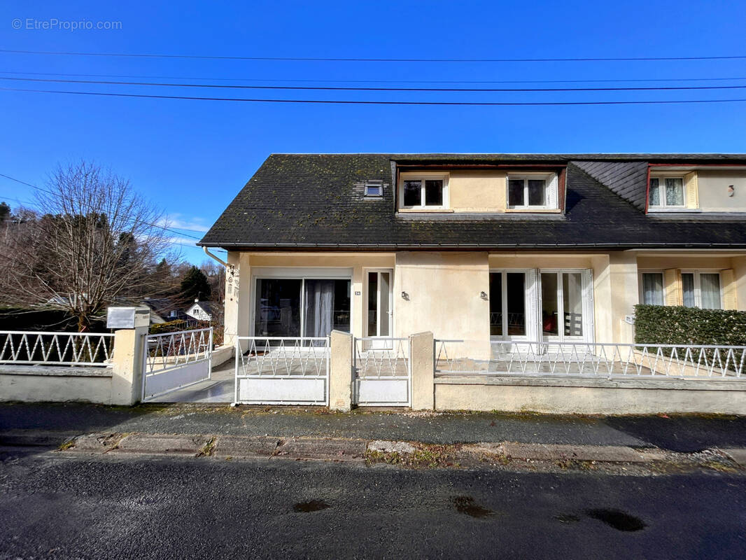 Maison à USSEL