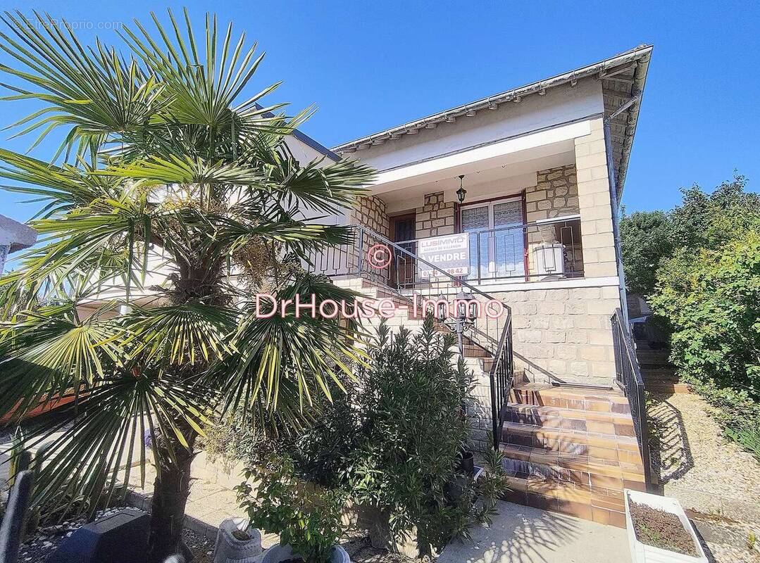 Maison à LOUVRES