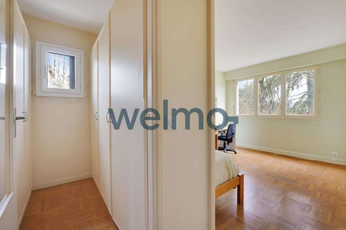 Appartement à BURES-SUR-YVETTE