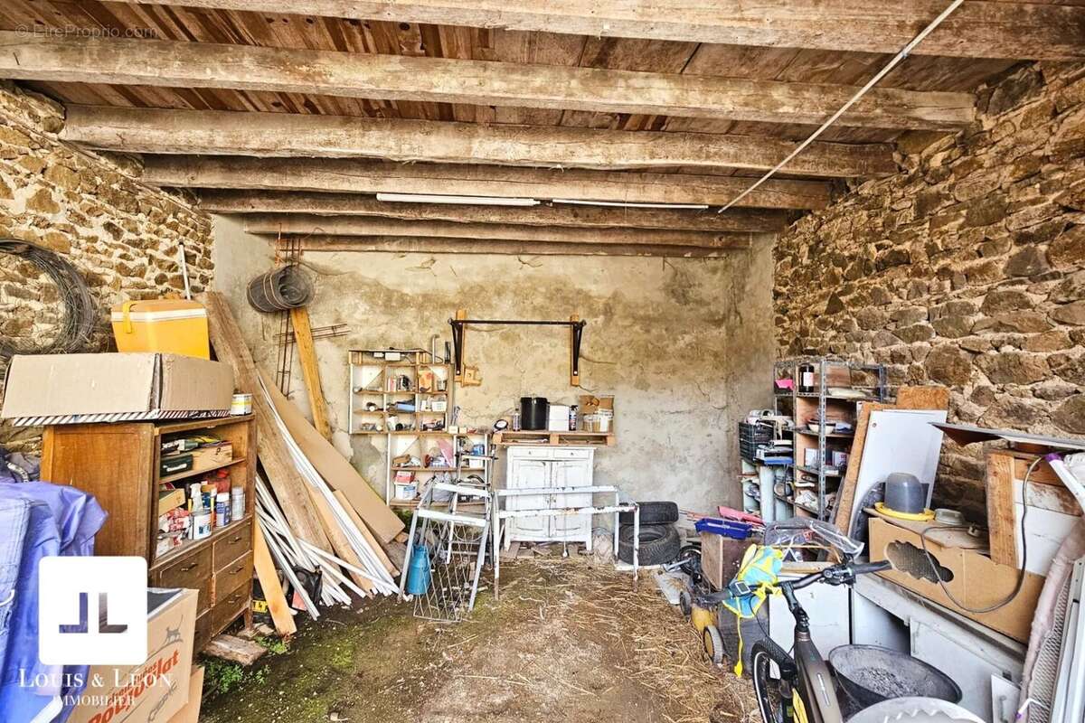 Maison à LE PERREON