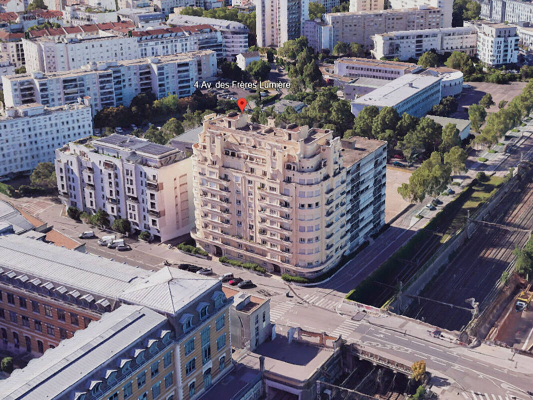 Appartement à LYON-8E