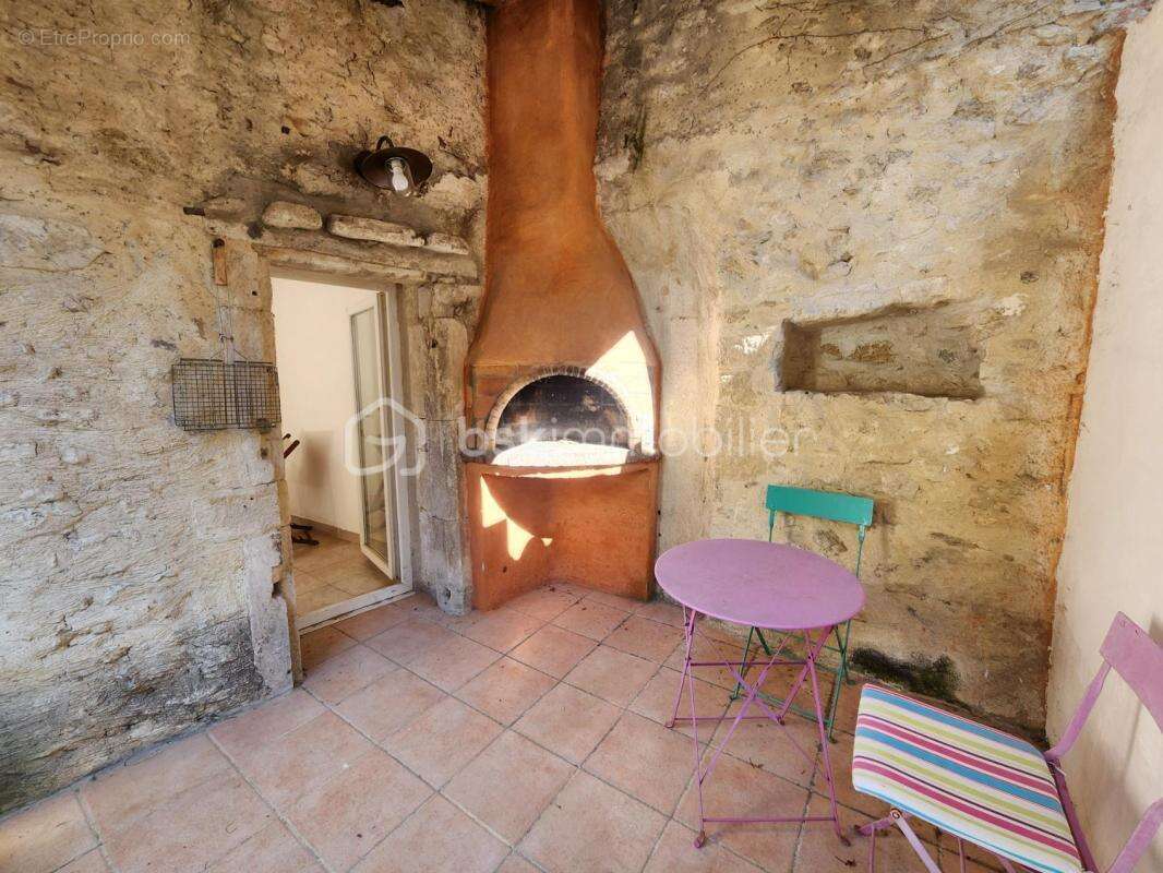 Maison à GRIGNAN