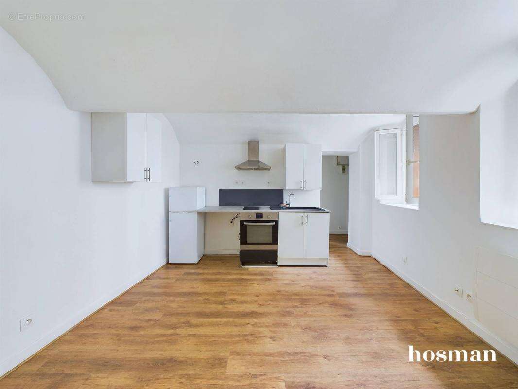 Appartement à PARIS-19E