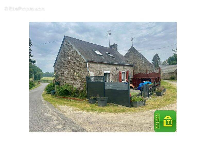 Maison à MESLAN