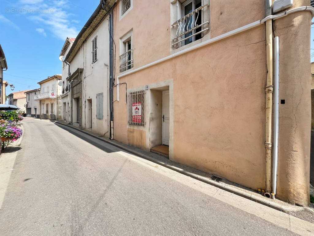Appartement à CABANNES