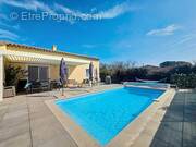 Photo 1 - Maison à PUGET-SUR-ARGENS