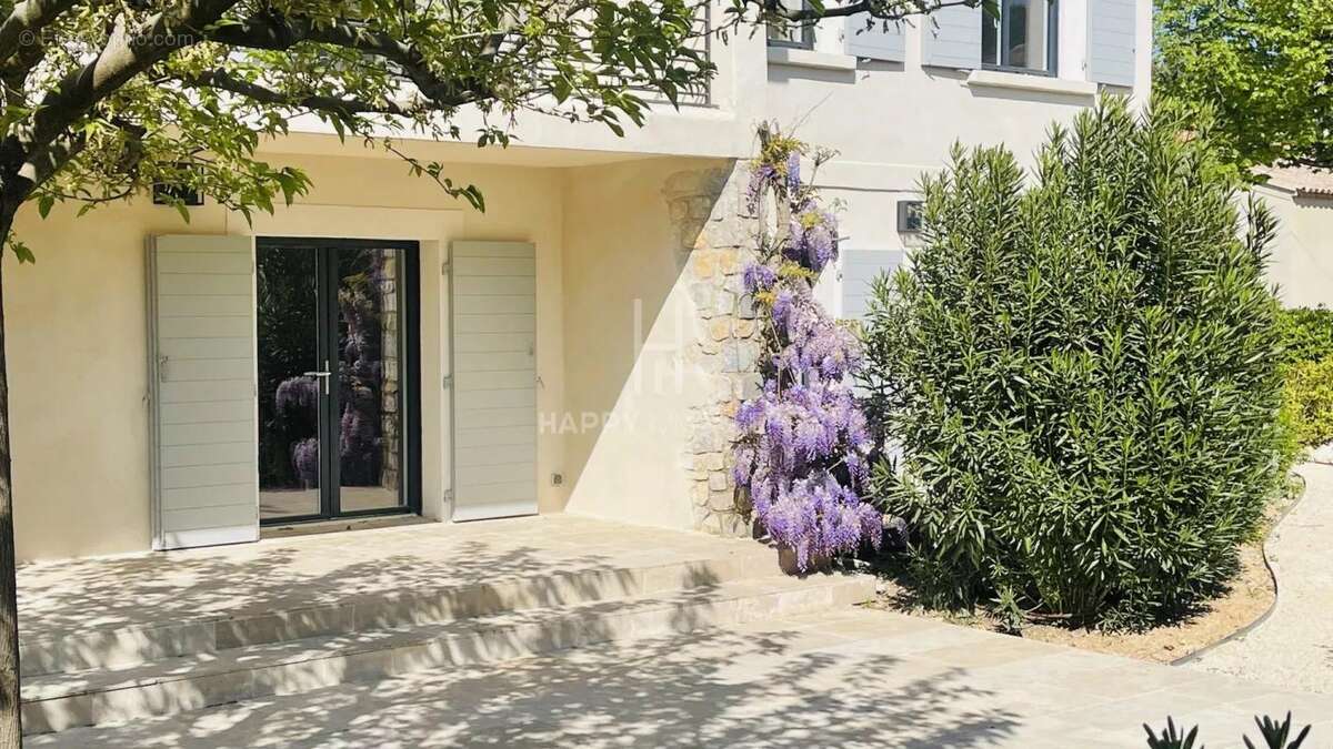 Maison à MAUSSANE-LES-ALPILLES