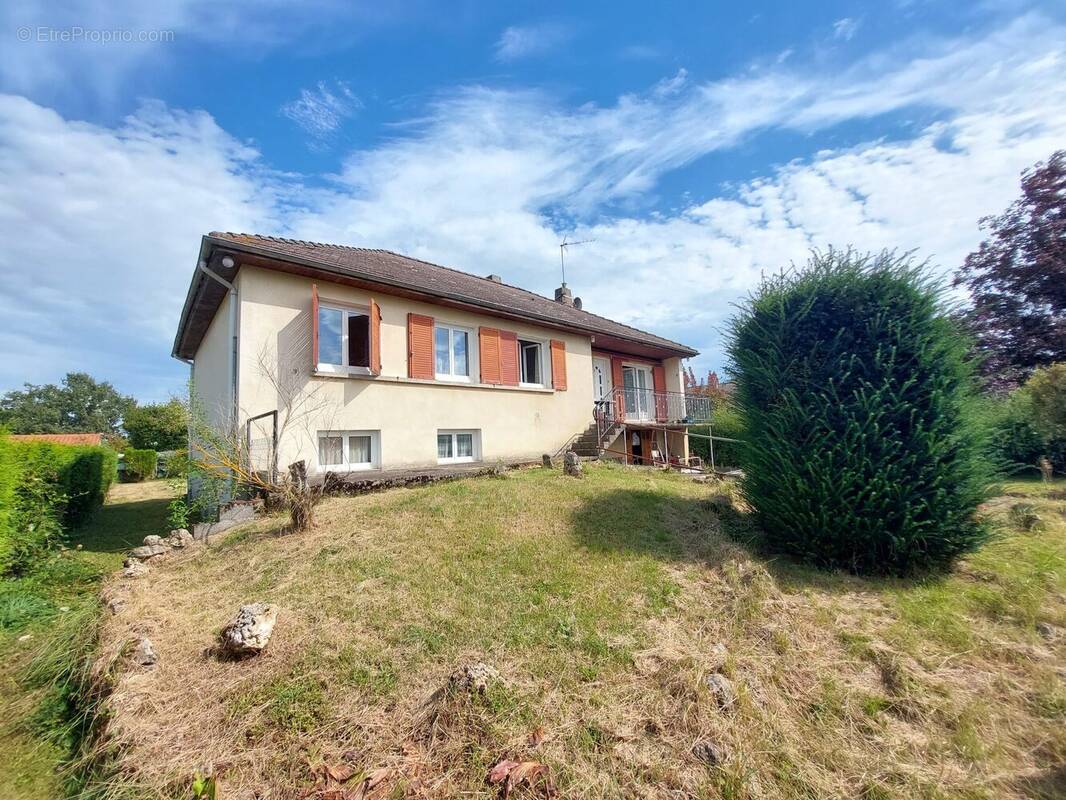 Maison à VENDAT