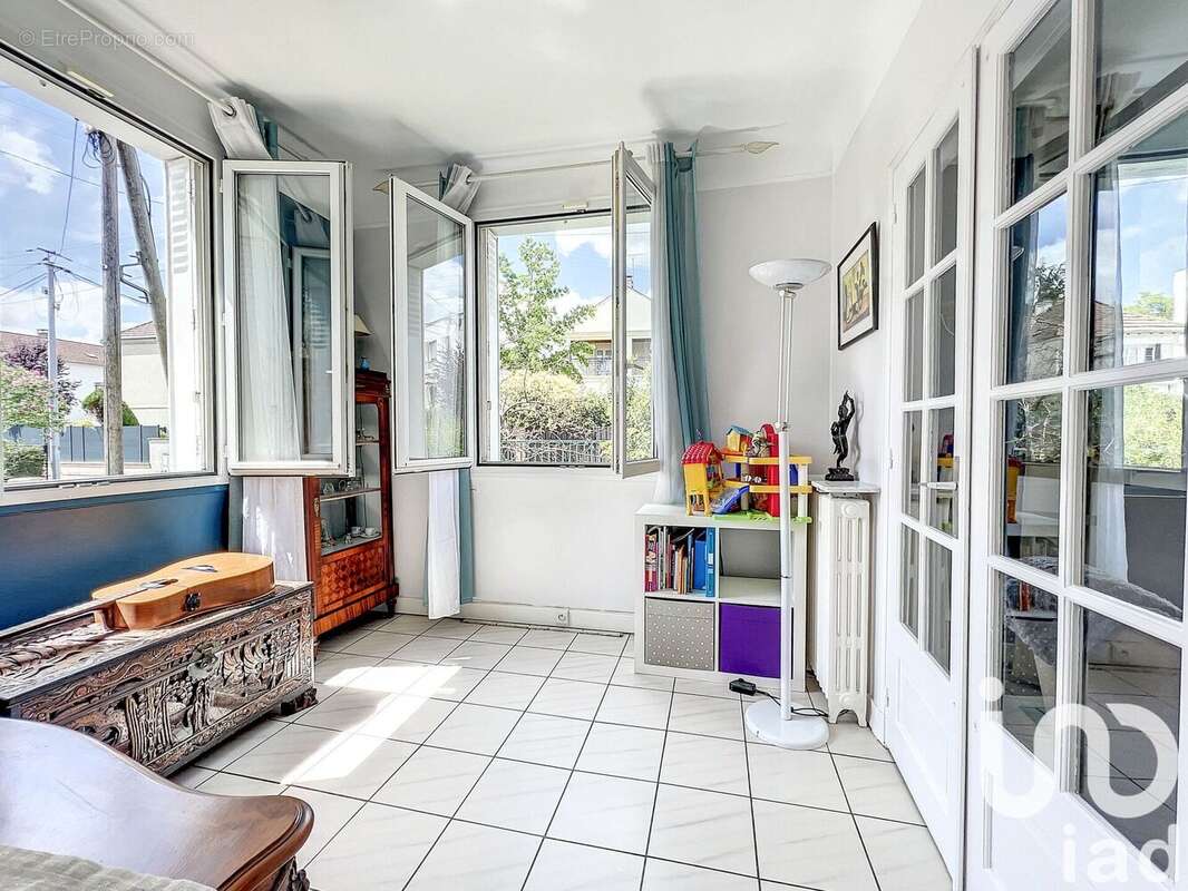 Photo 5 - Maison à VIROFLAY