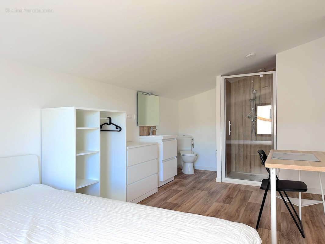 Appartement à MIGNALOUX-BEAUVOIR