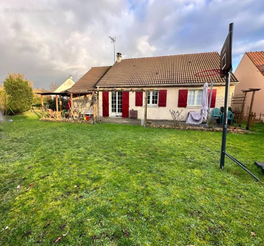 Photo 1 - Maison à OZOIR-LA-FERRIERE