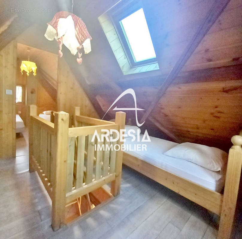 Maison à LE CHATEL