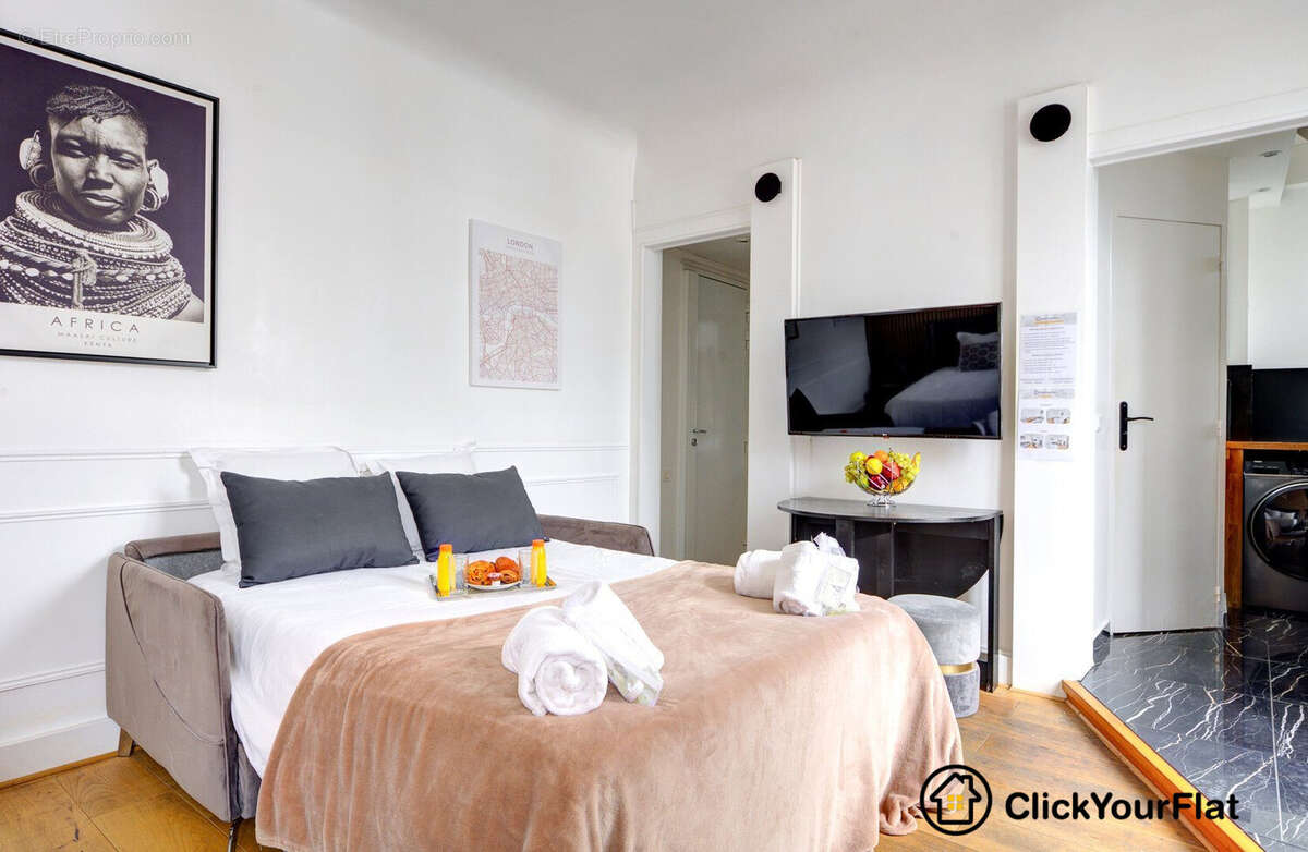 Appartement à PARIS-8E