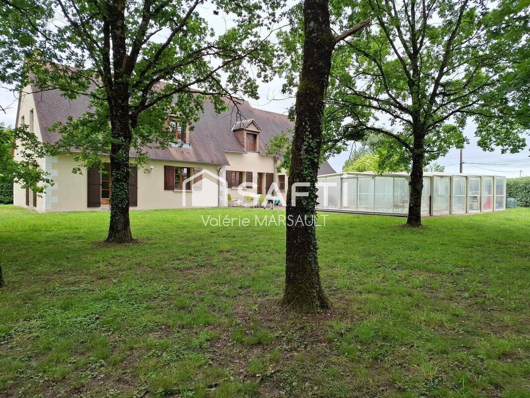 Photo 1 - Maison à LUYNES