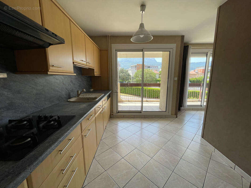 Appartement à ECHIROLLES