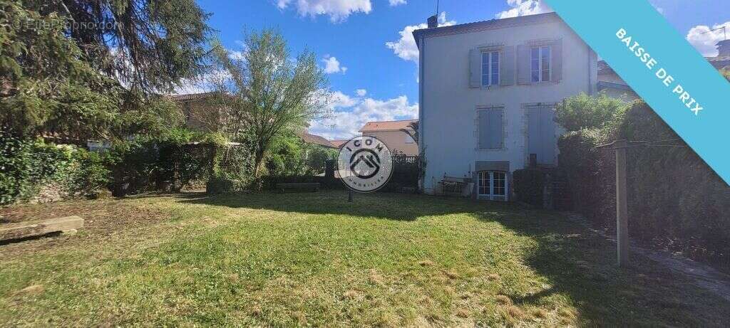 Maison à CAMPAGNE