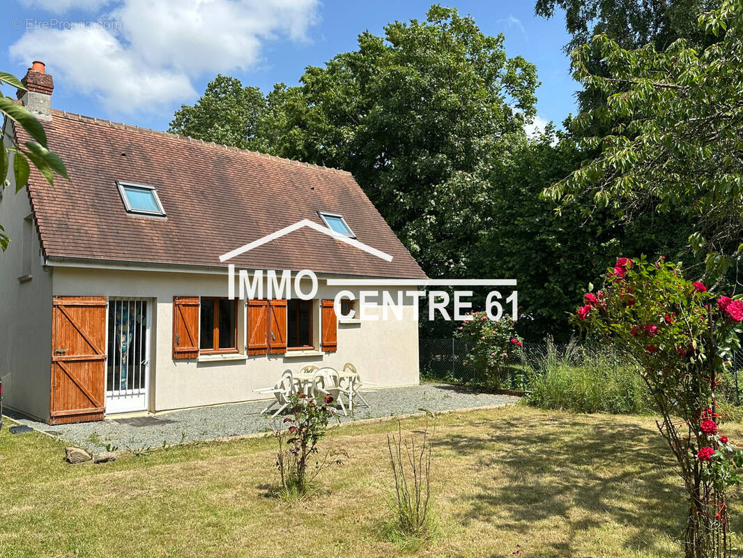 Maison à FAVEROLLES