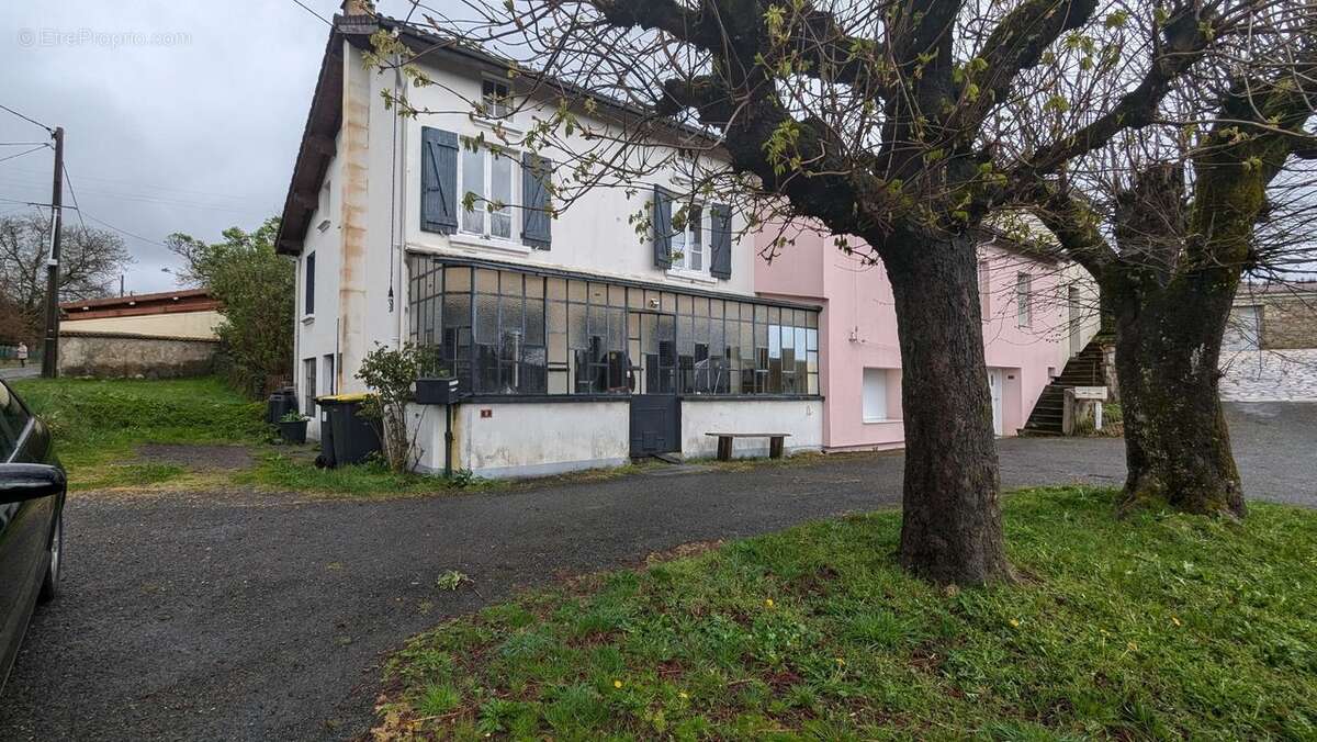 Maison à VISCOMTAT
