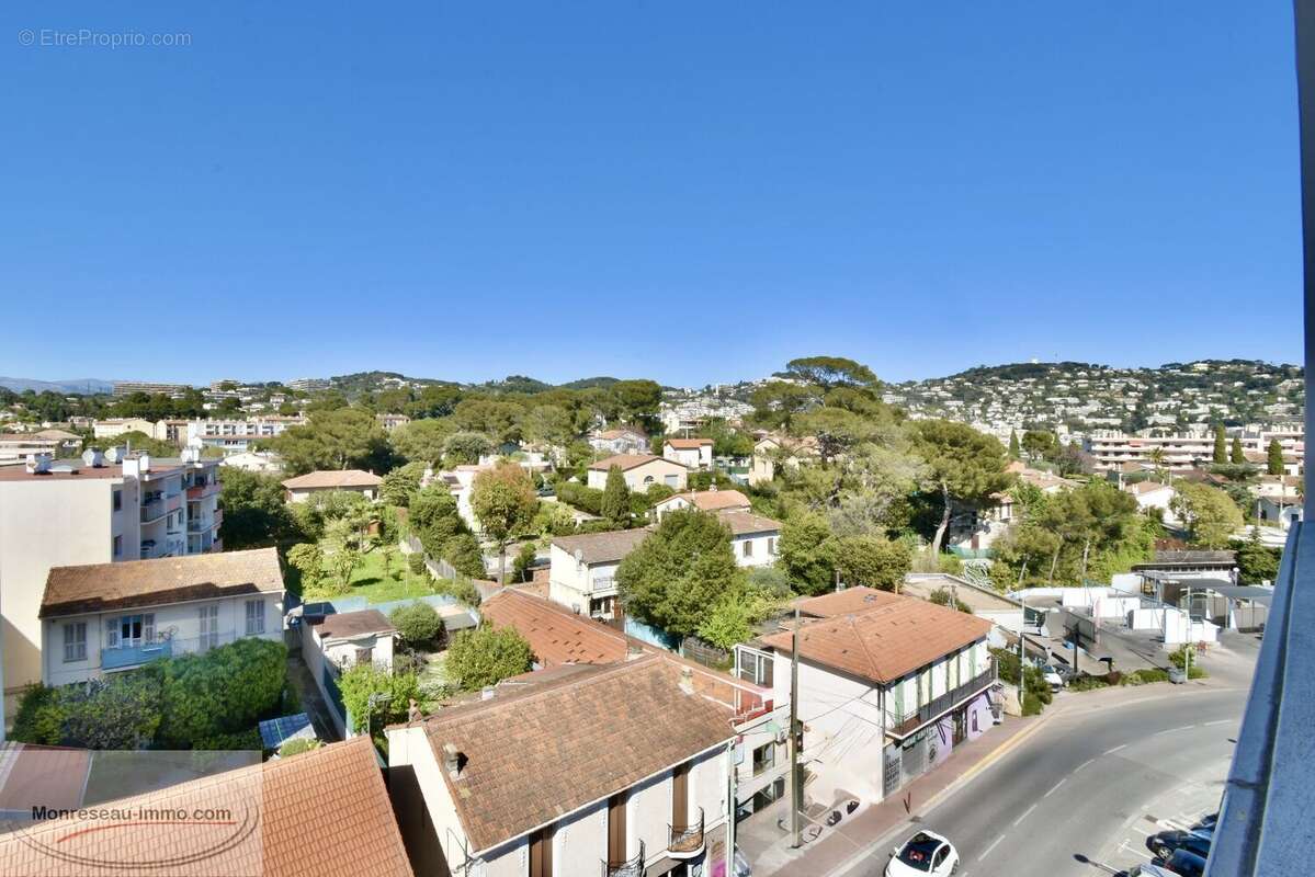 Appartement à LE CANNET