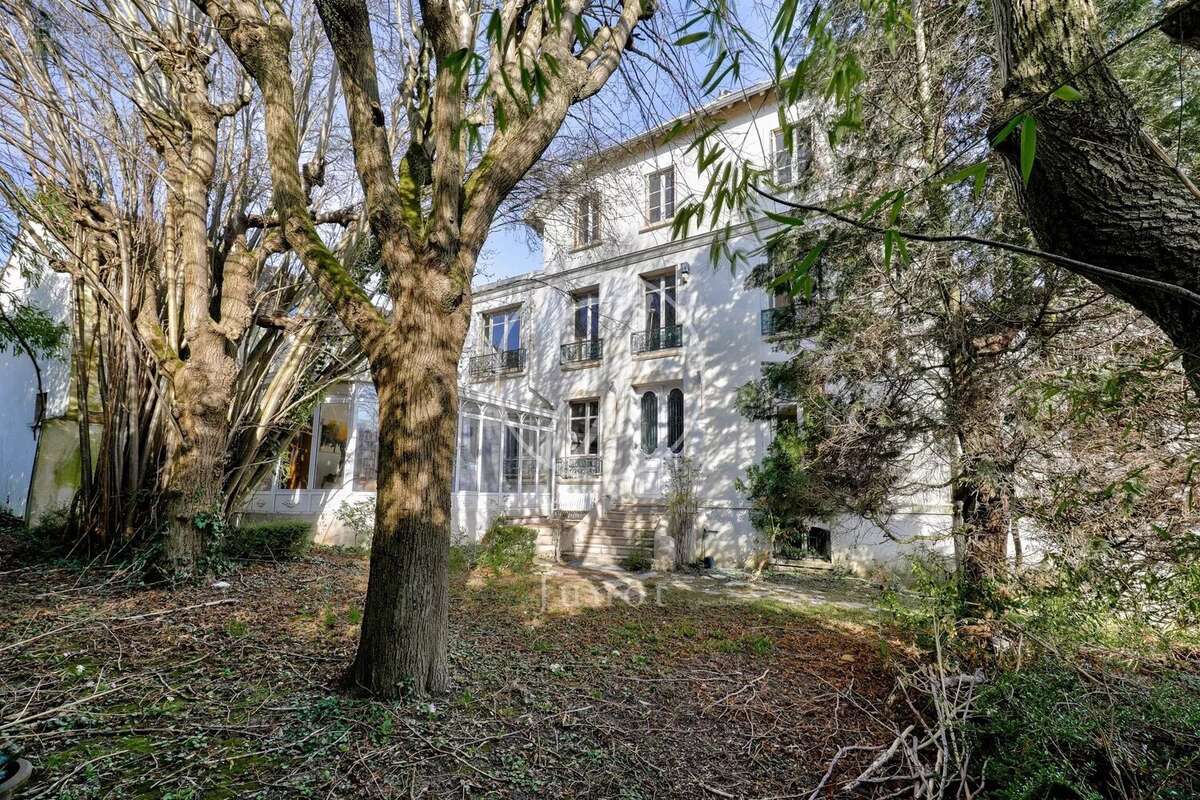 Maison à GARCHES