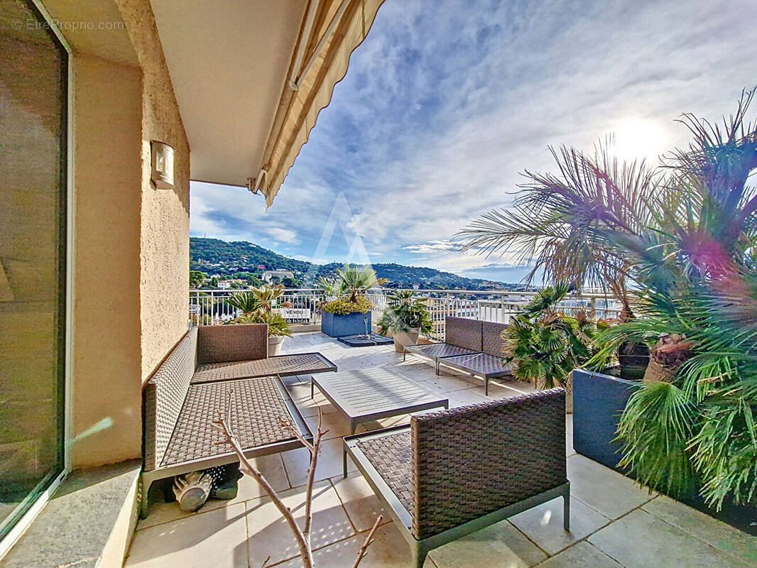 Appartement à LE CANNET