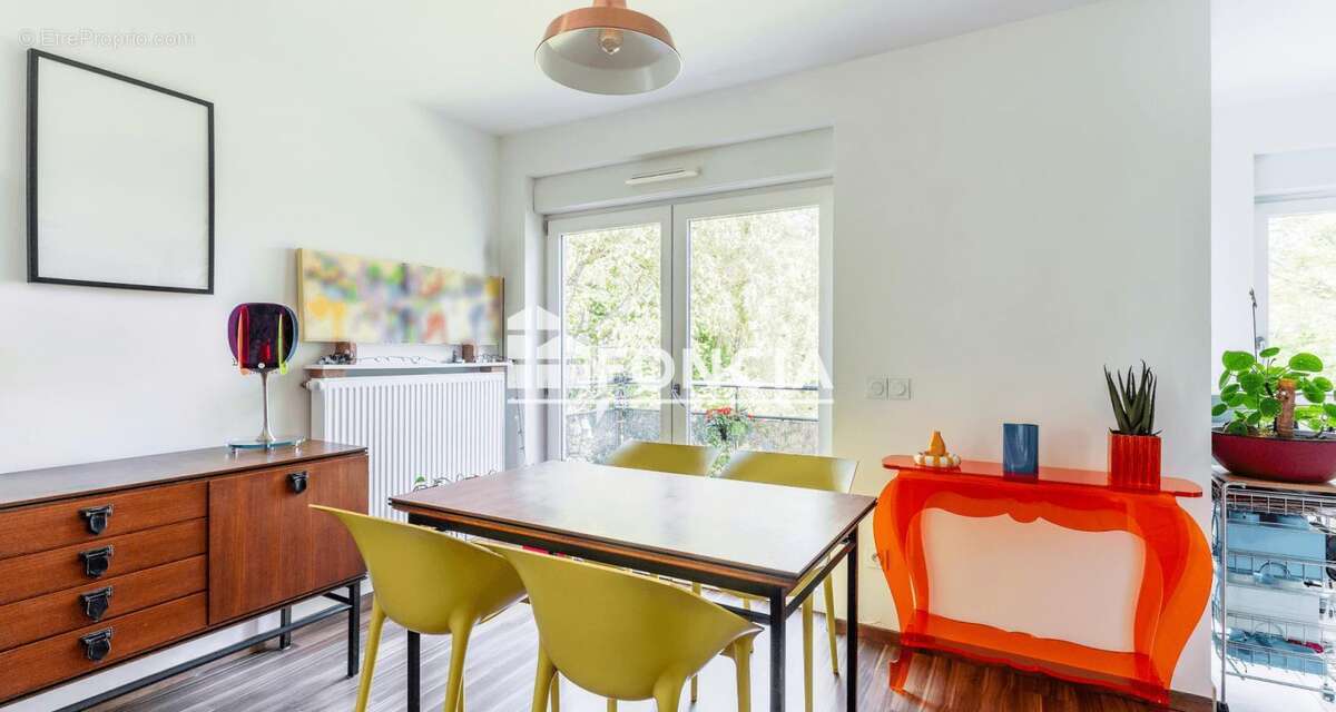 Appartement à SCY-CHAZELLES