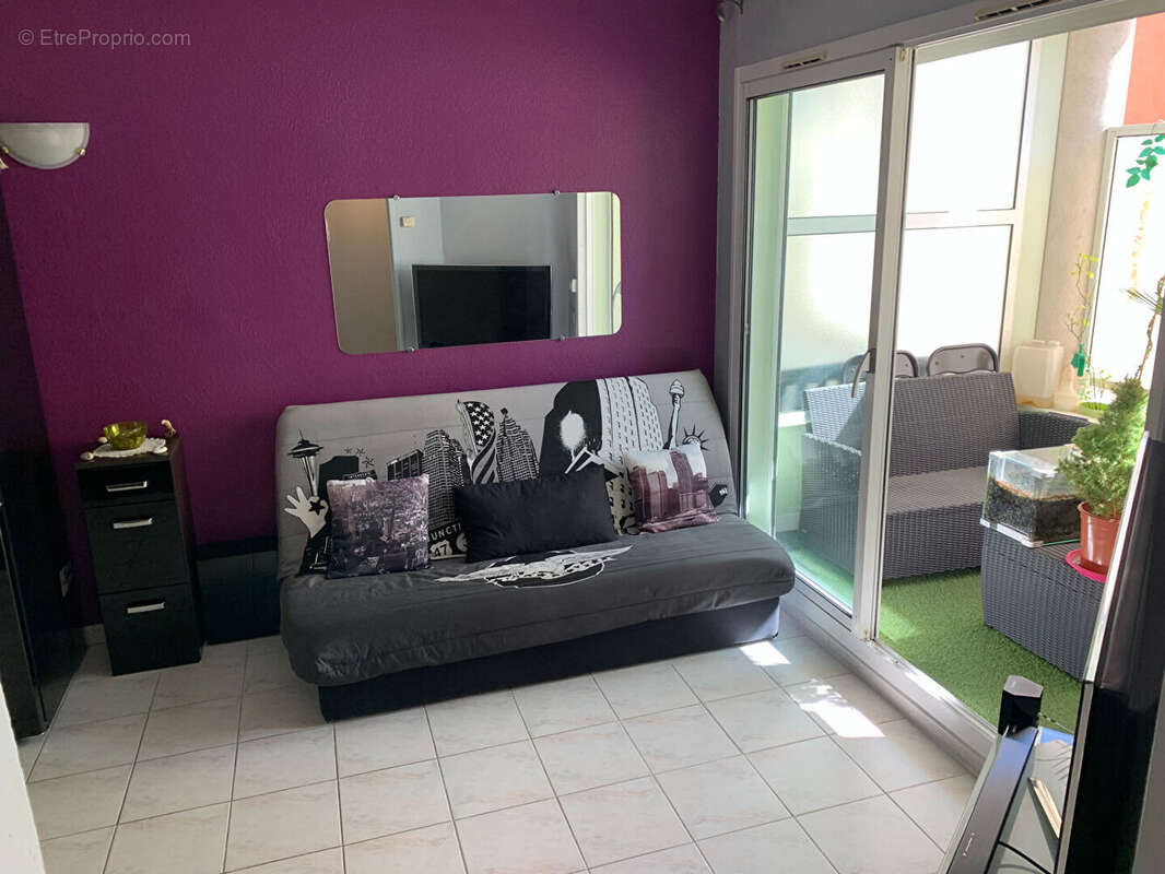 Appartement à VALLAURIS