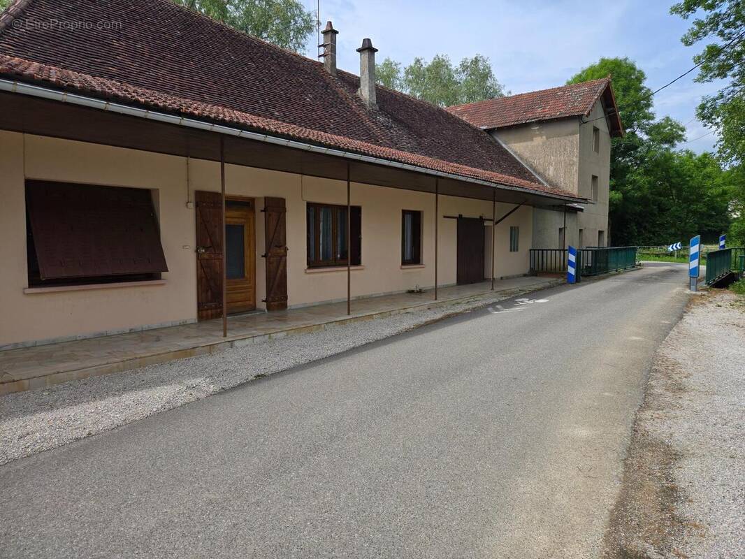 Photo 1 - Maison à LOUHANS