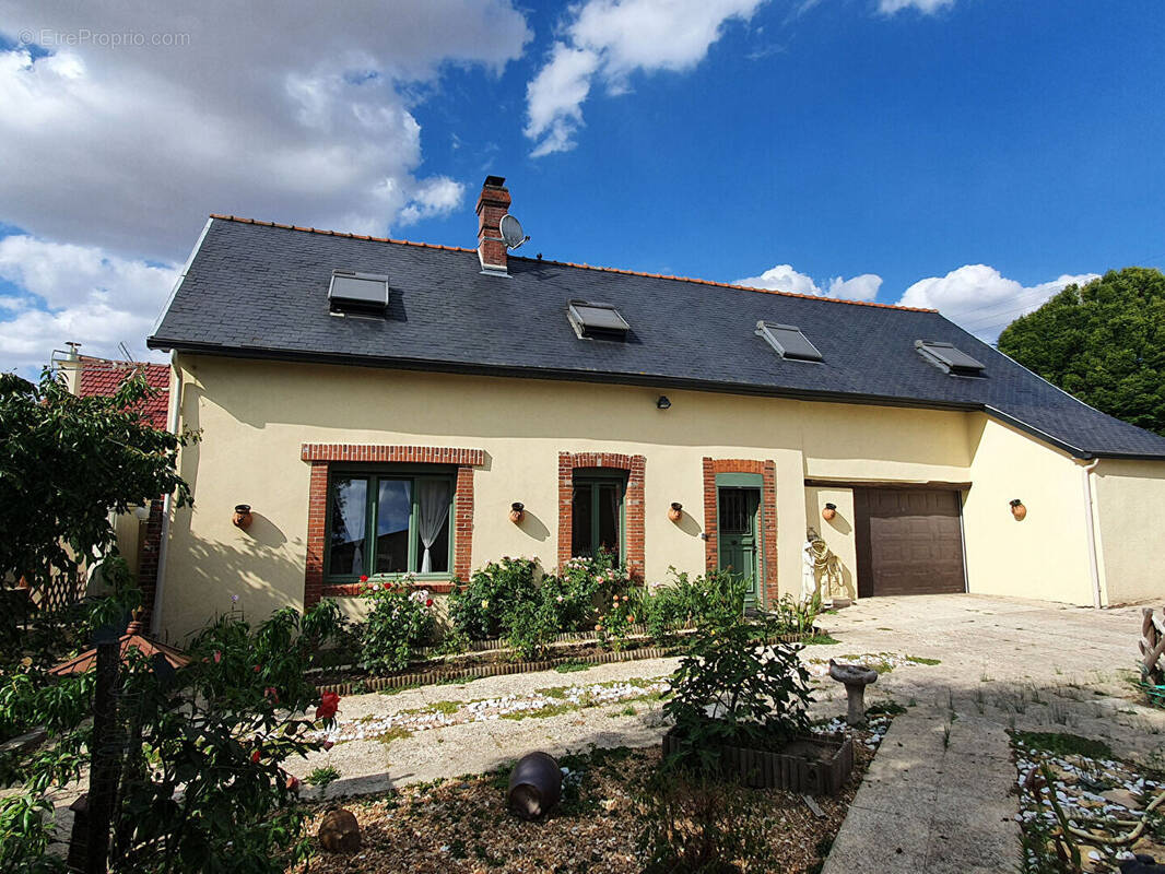 Maison à MAINTENON