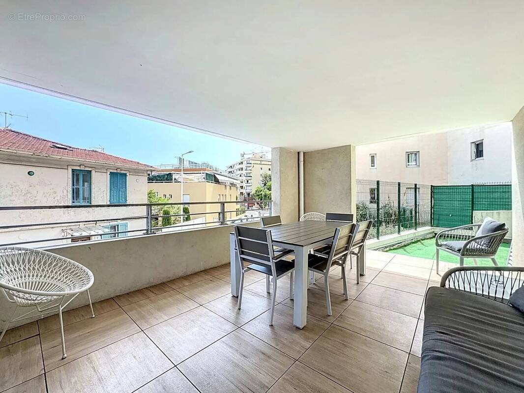 Appartement à BEAUSOLEIL