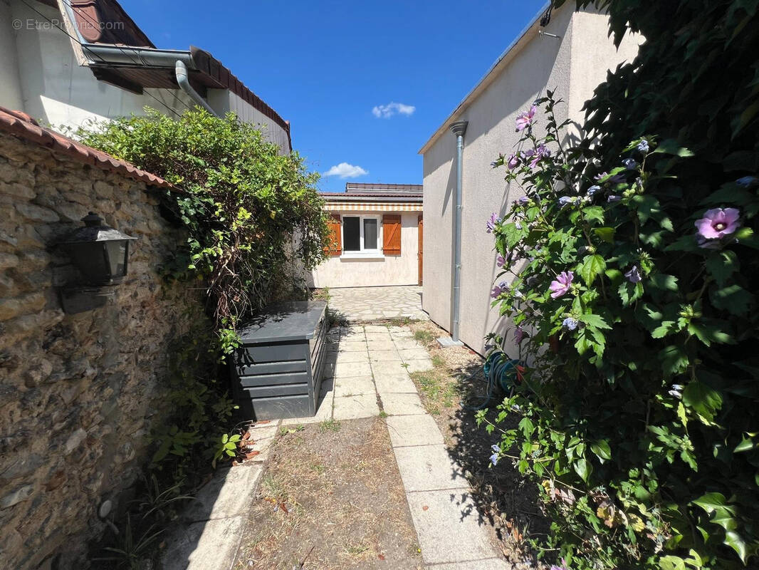 Maison à CHAMPIGNY-SUR-MARNE