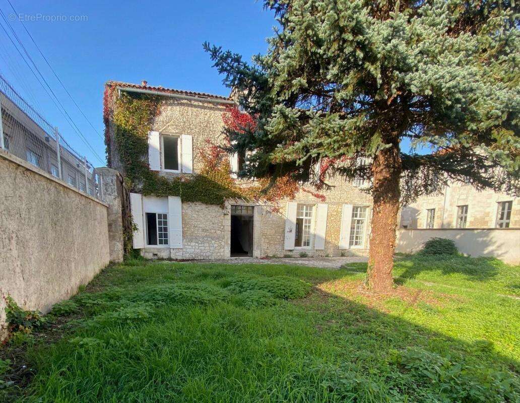 Maison à ANGOULEME