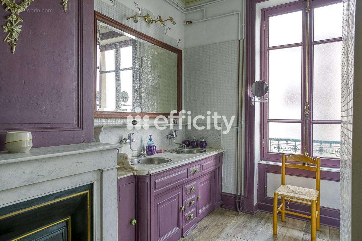 Maison à LYON-9E